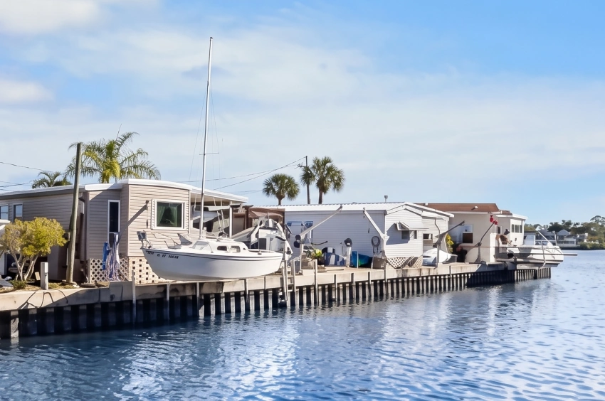 Homes on the water way in Crystal Beach Fl